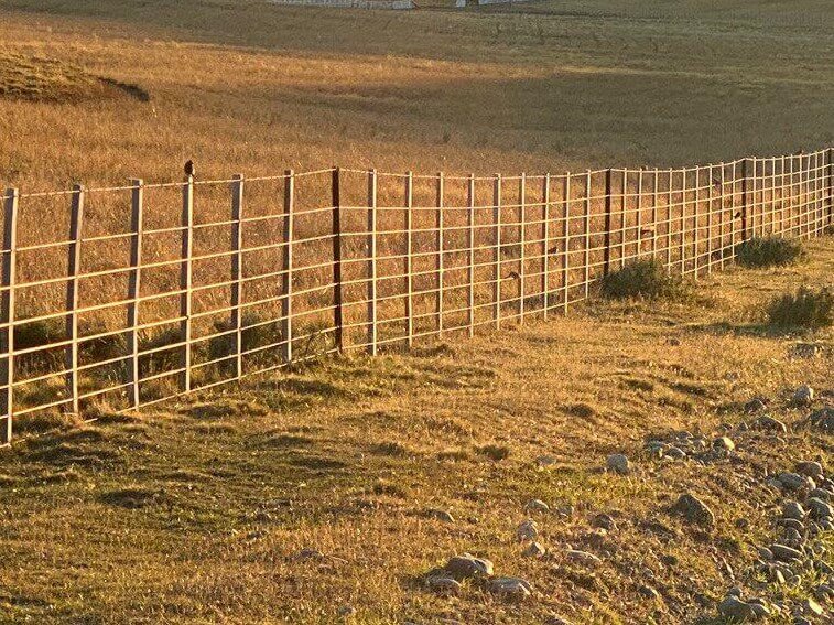 OTROS PRODUCTOS POSTE FIERRO NEGRO 2,10 MTS